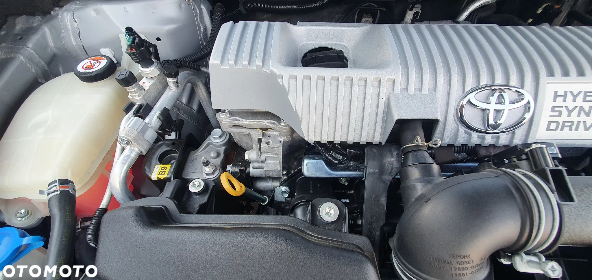 Toyota Auris 1.8 VVT-i Hybrid Automatik Design Edition - 11