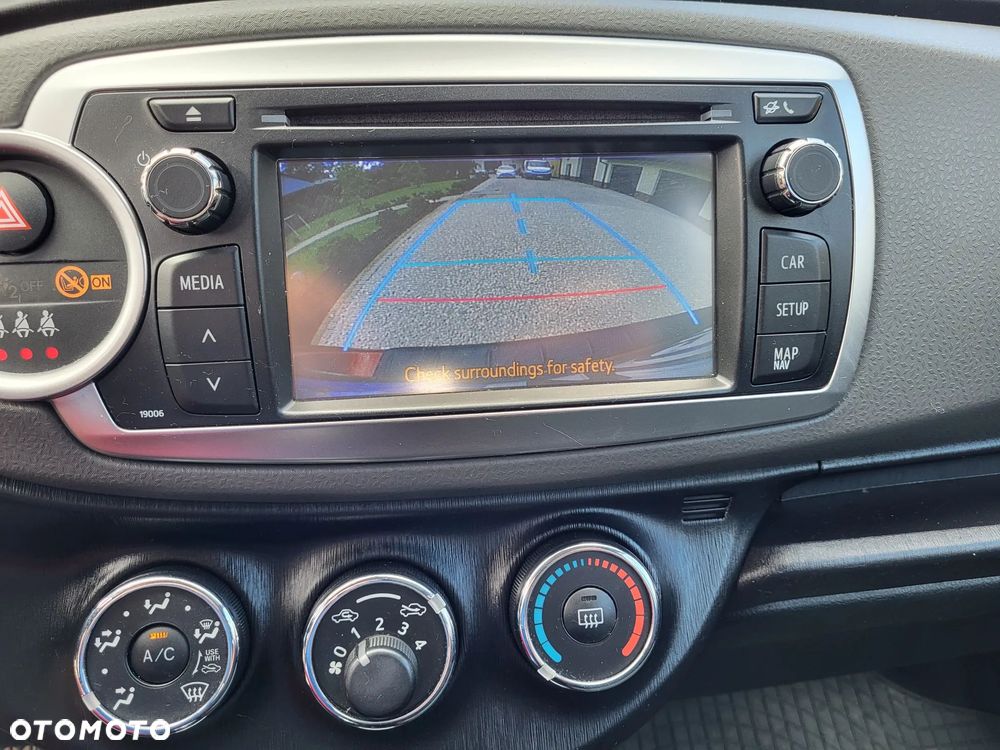 Toyota Yaris 1.33 Premium - 20