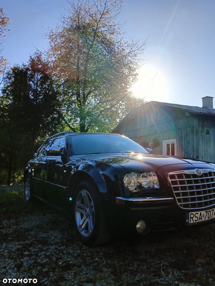 Chrysler 300C 2006 photo 2