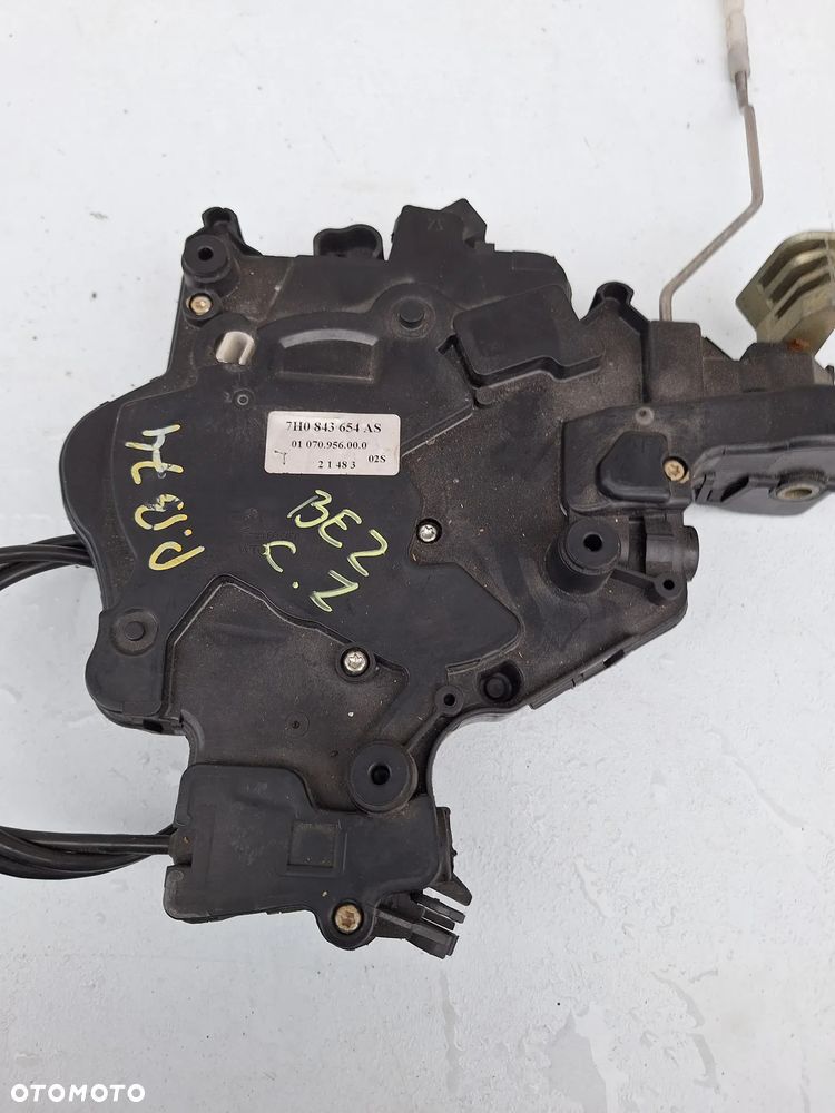 ZAMEK DRZWI PRZESUWNE PRAWE VW T5 07R 7H0843654AS - 1