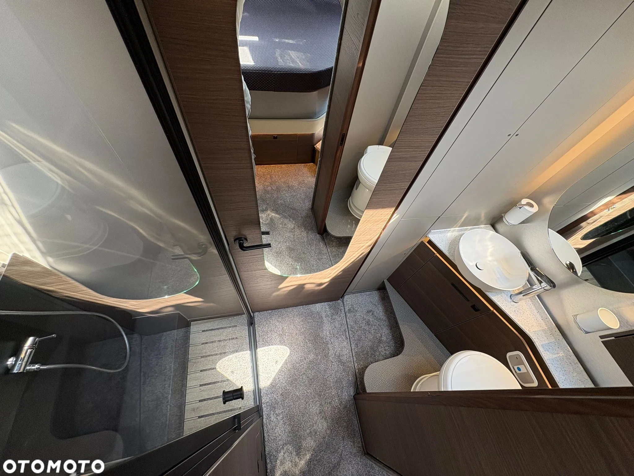 Adria Supersonic 890 LC - 14