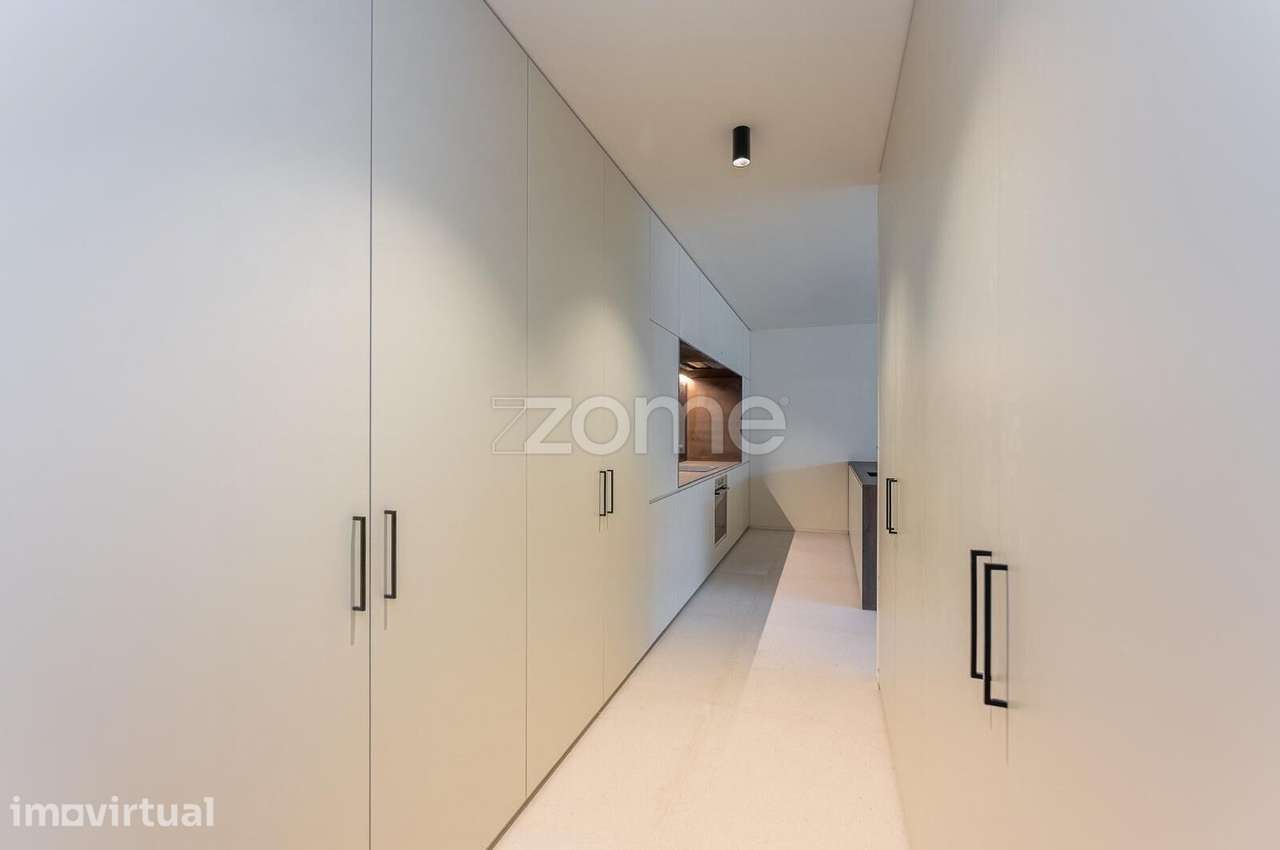 T4 Duplex com Piscina privativa - Matosinhos Sul - Grande imagem: 4/26