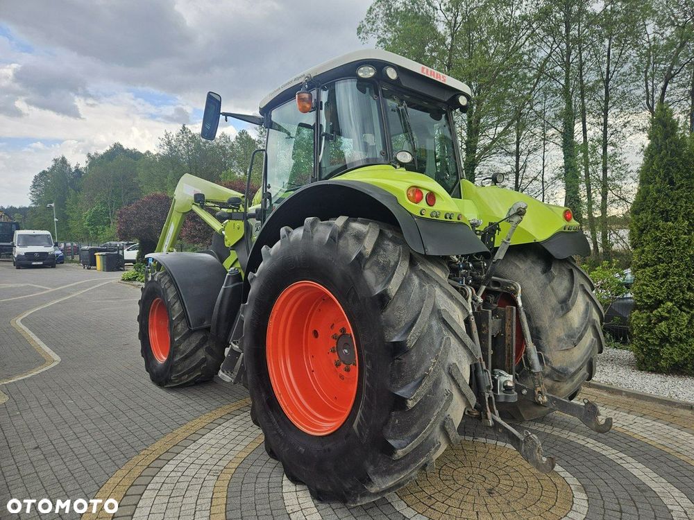Claas AXION 810 CMATIC - 2