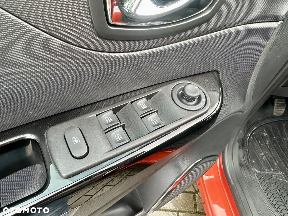 Renault Captur (ENERGY) TCe 90 LIMITED - 31