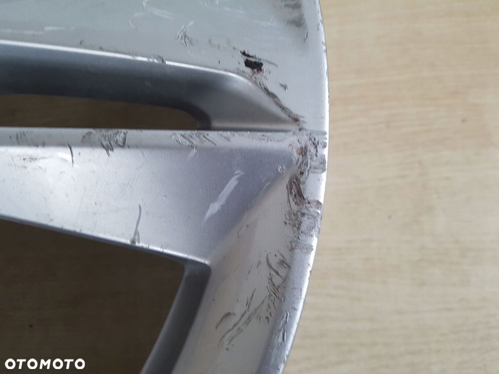 audi q3 08-17 felga aluminiowa 18 cali et 43 8u0601025ag - 4