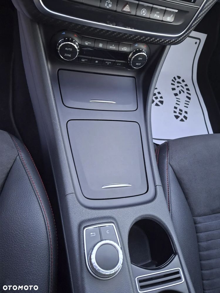 Mercedes-Benz Klasa A 220 CDI 4Matic 7G-DCT AMG Line - 32
