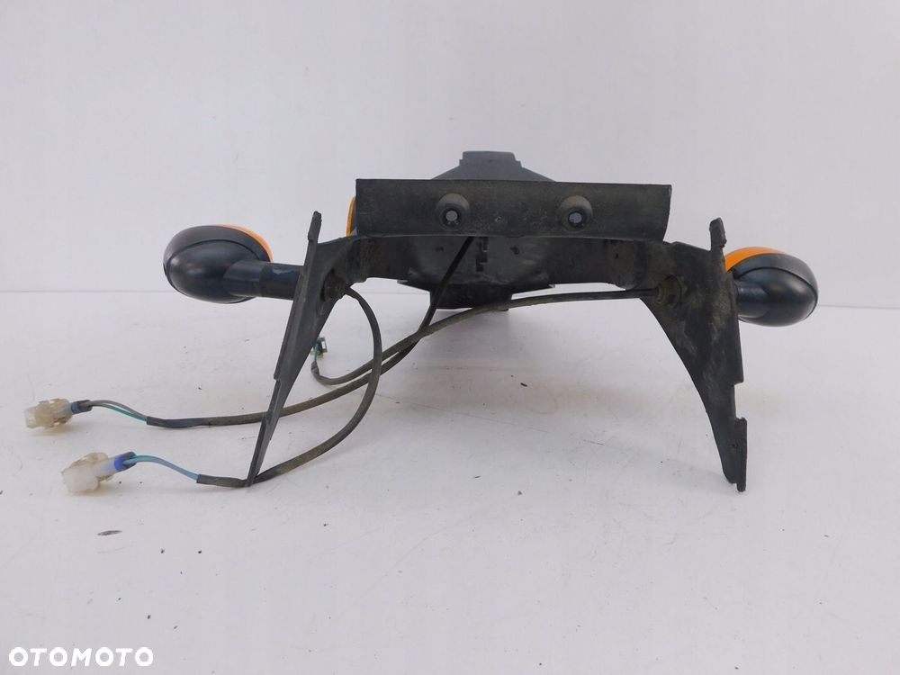 E-MAX 90S BŁOTNIK MOCOWANIE TABLICY TYŁ M1 - 5