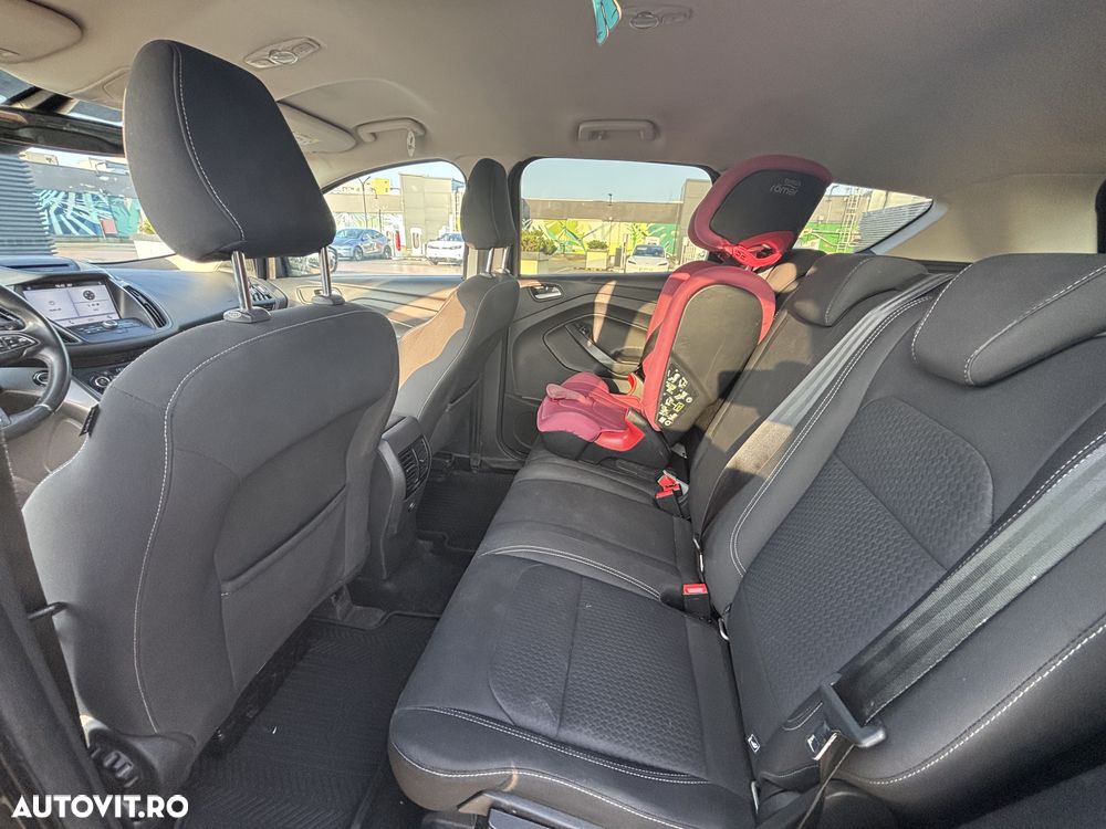 Ford Kuga 2.0 TDCi 4WD Powershift Trend - 24