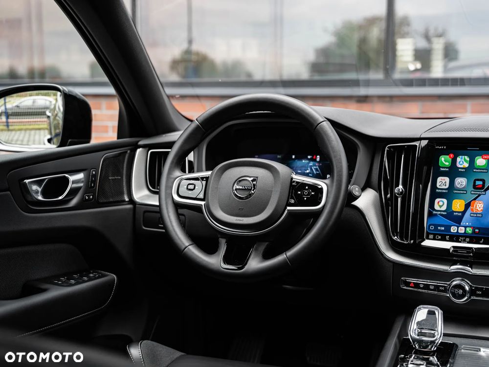 Volvo XC 60 B5 B AWD Plus Dark - 31