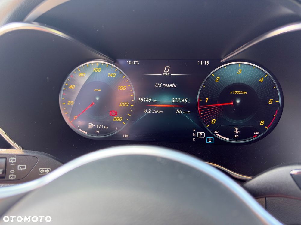 Mercedes-Benz GLC - 12