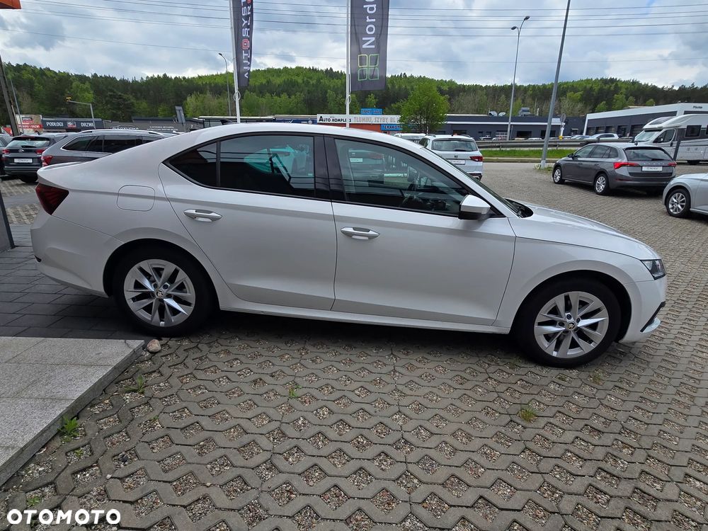 Skoda Octavia 1.5 TSI ACT Ambition - 4