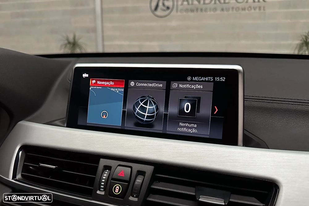 BMW X1 25 e xDrive Pack M - 17