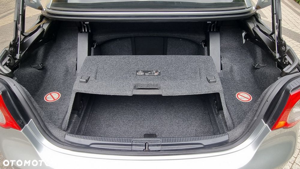 Volkswagen Eos - 18