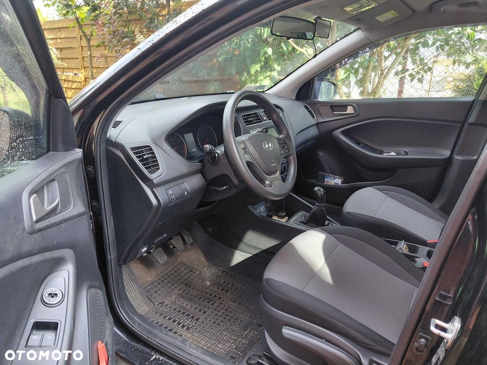 Hyundai i20 - 4