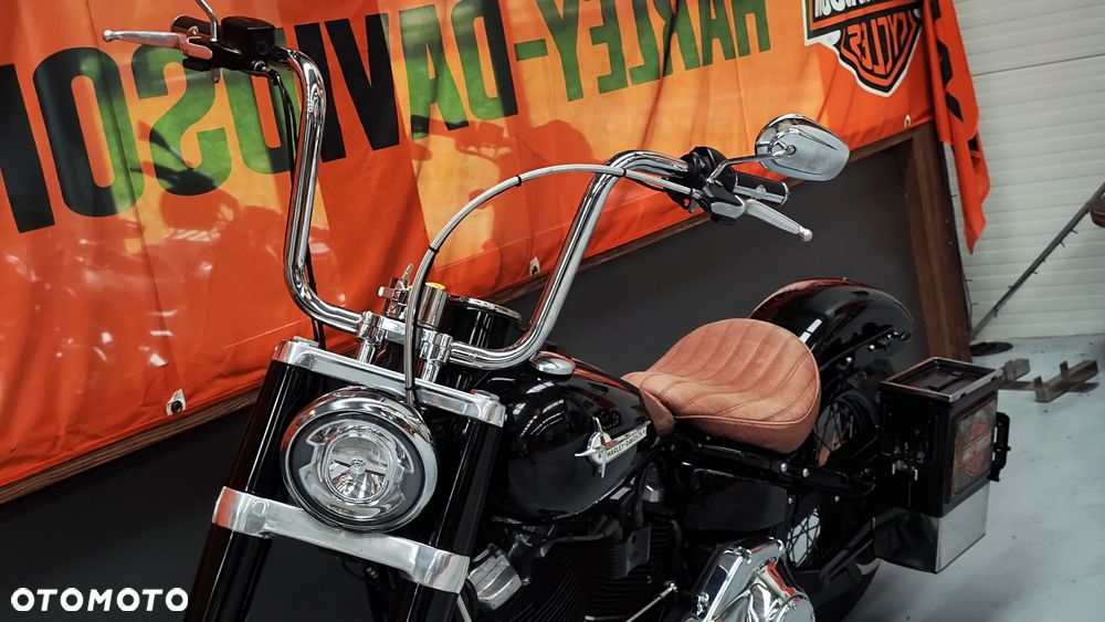 Harley-Davidson Softail Slim - 18