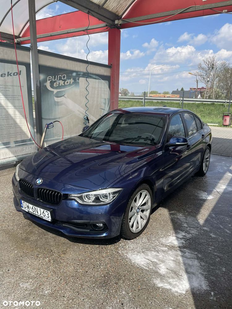 BMW Seria 3 320i Edition Luxury Line Purity - 1