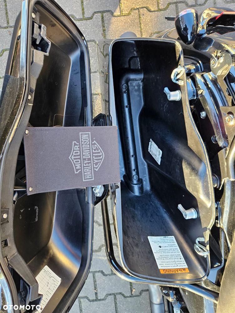 Harley-Davidson Touring Street Glide - 9