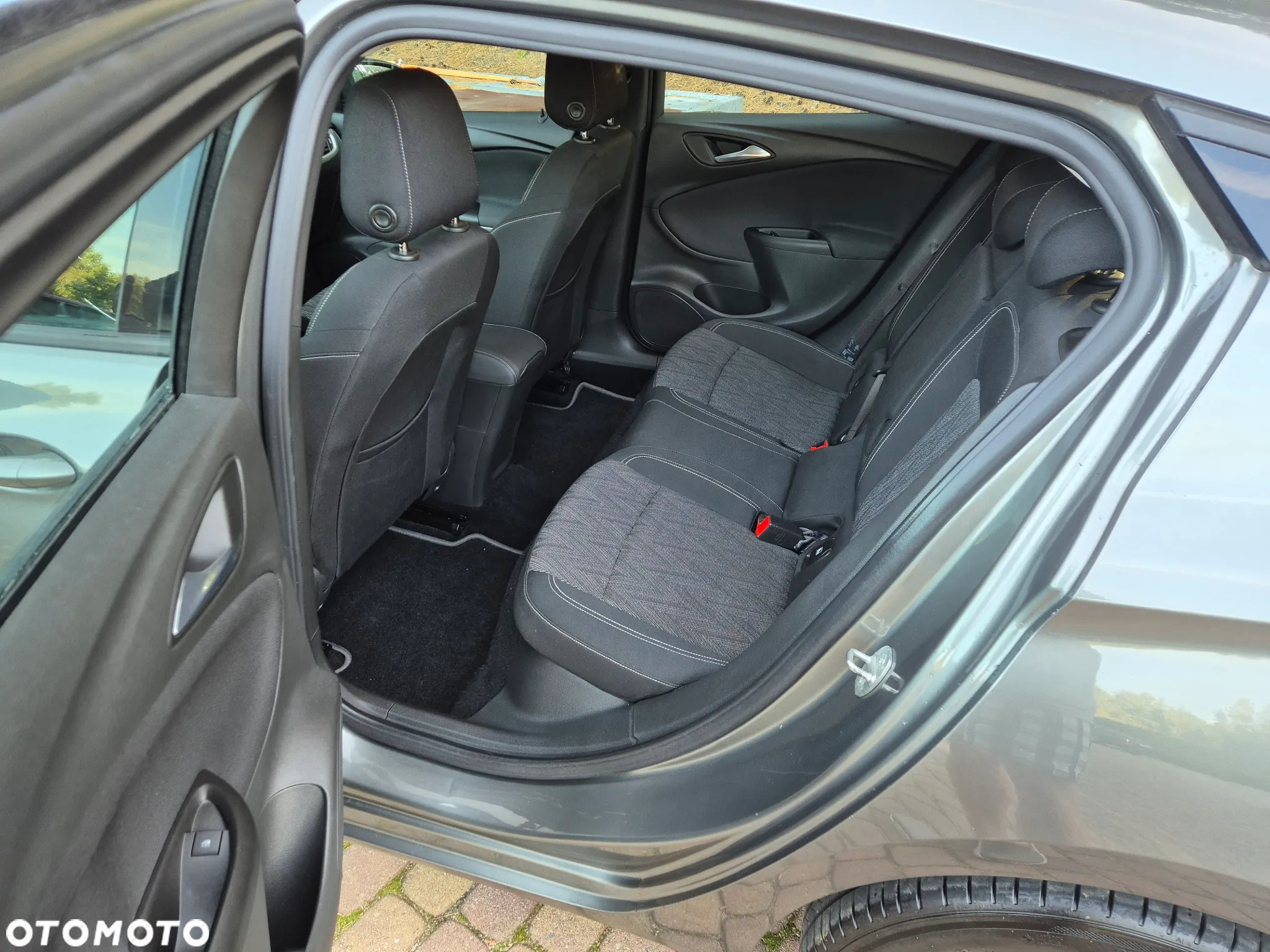 Opel Astra V 1.2 T 2020 S&S - 26
