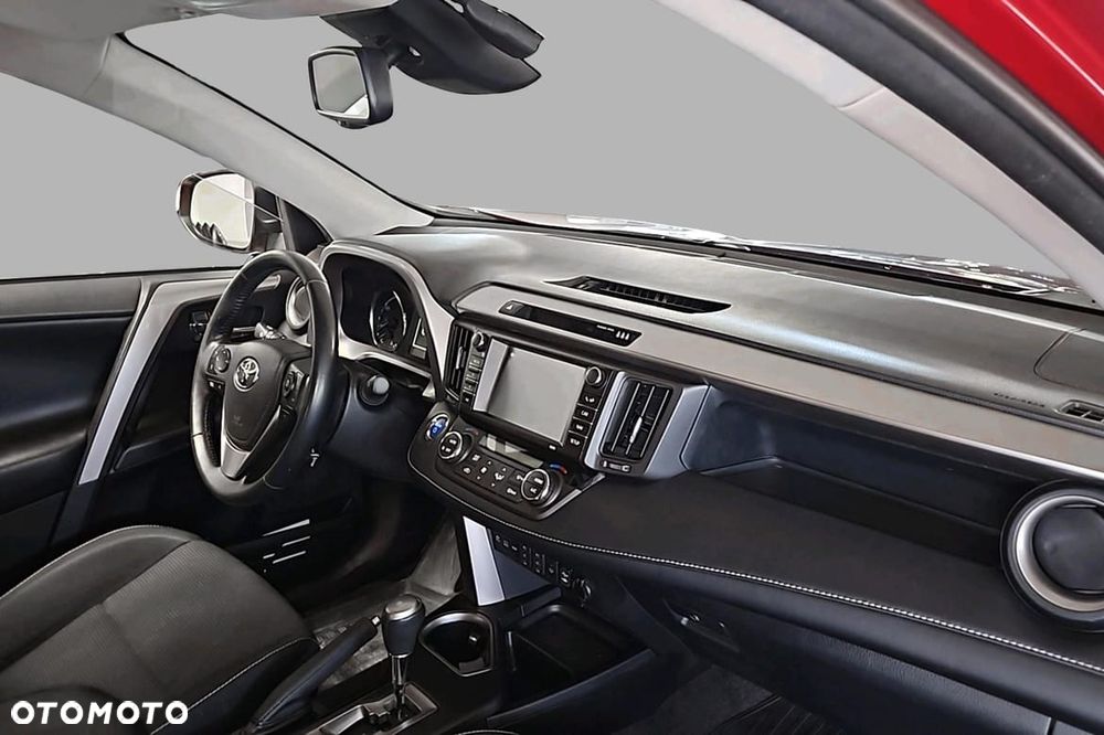 Toyota RAV4 Hybrid Style 4x2 - 18
