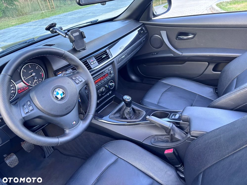 BMW Seria 3 320d - 24
