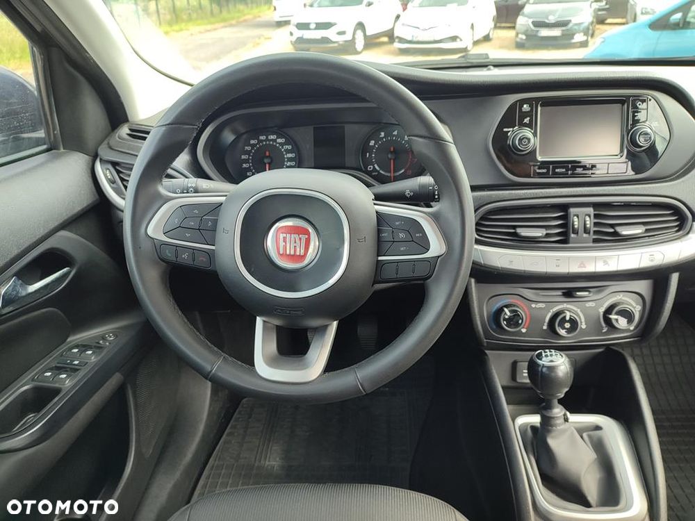 Fiat Tipo 1.4 16V Easy EU6d - 12