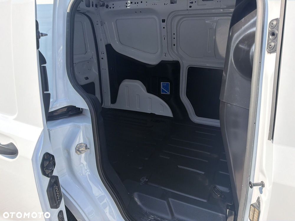 Ford transit-courier - 14