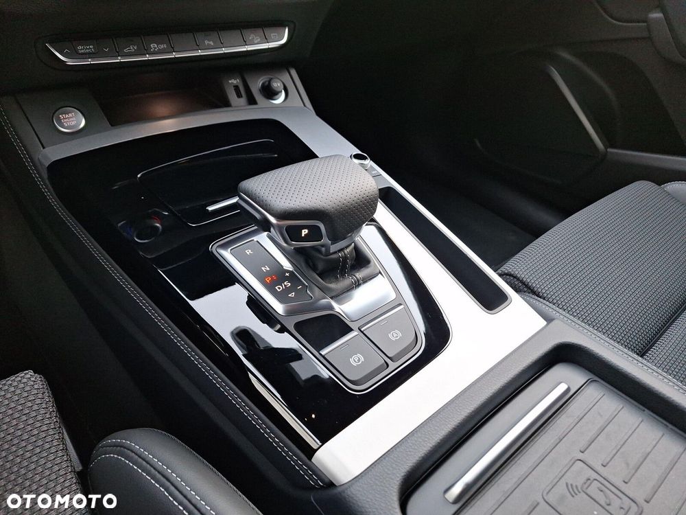 Audi Q5 Sportback - 22