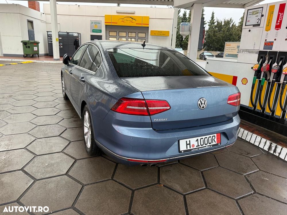 Volkswagen Passat - 26