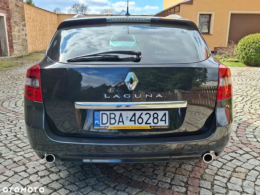 Renault Laguna 2.0 dCi Initiale - 10