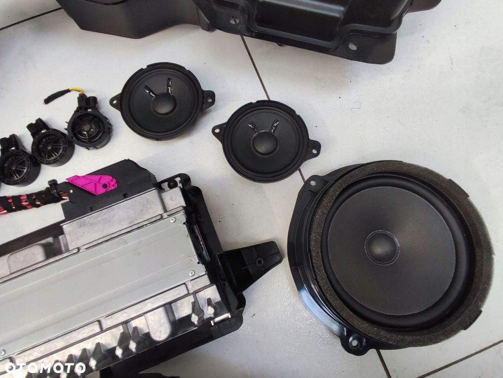 nagłośnienie subwoofer wzmacniacz olufsen zestaw głośników audi q8 e-tron - 8