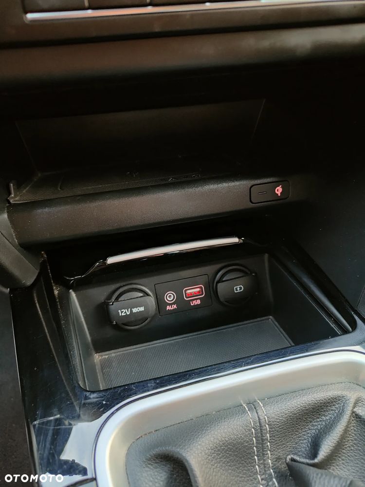 Kia ProCeed 1.0 T-GDI OPF GT LINE - 21