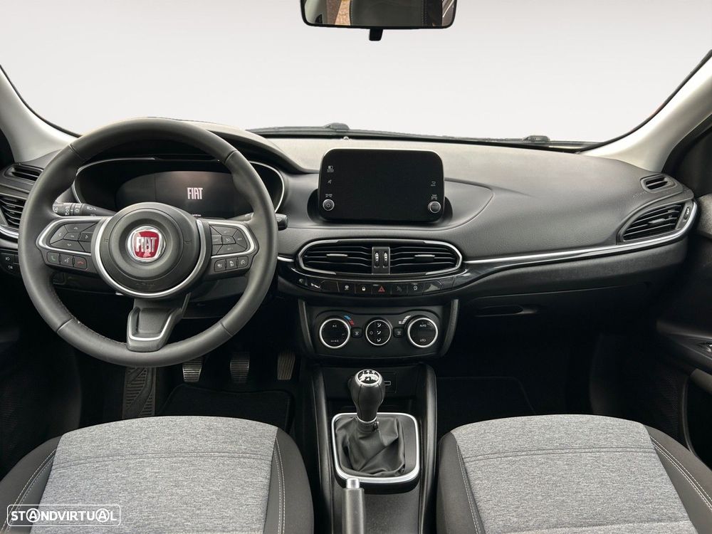 Fiat Tipo Cross 1.0 GSE T3 - 10