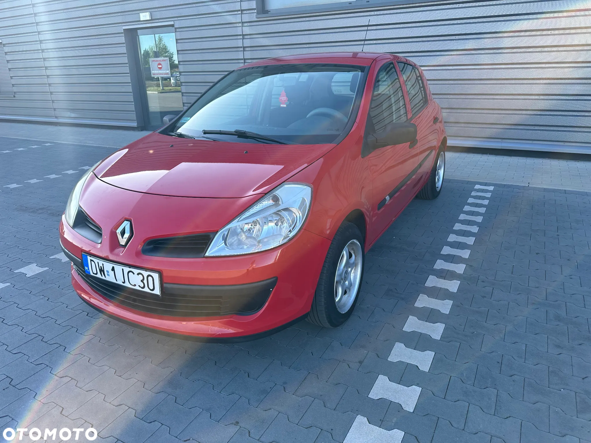 Renault Clio 1.2 16V Alize - 3