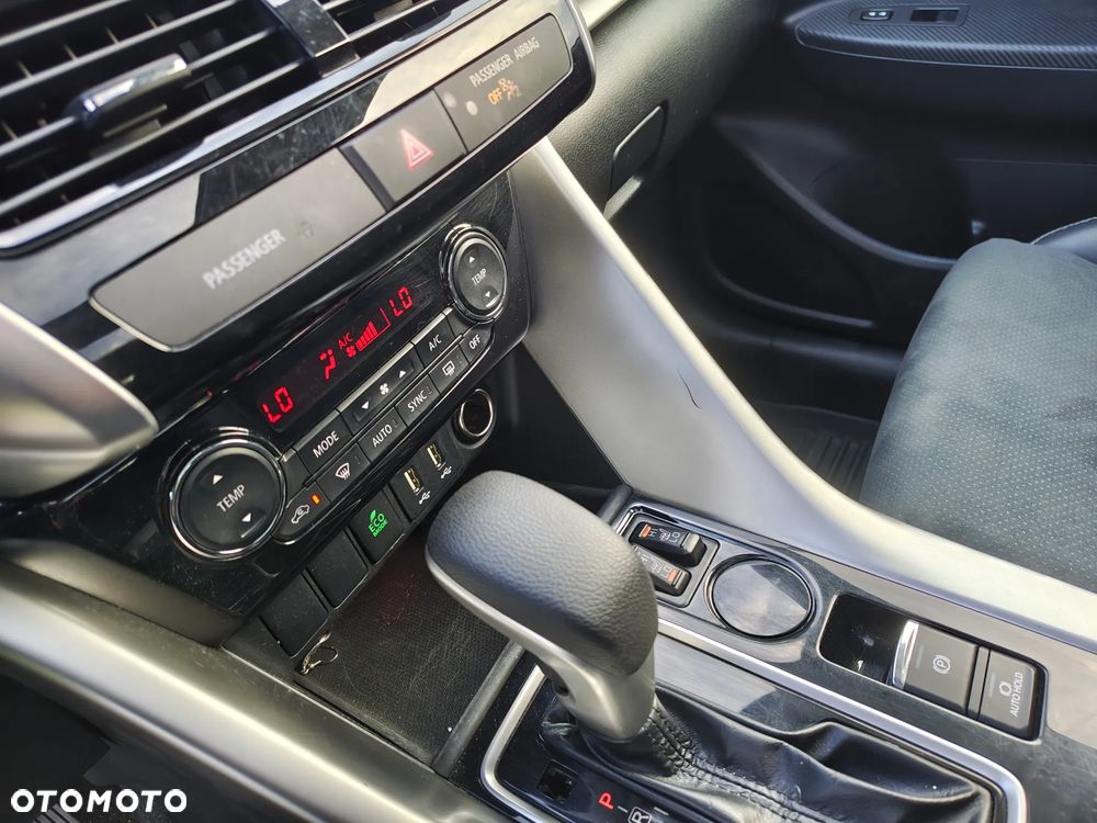 Mitsubishi Eclipse Cross - 9