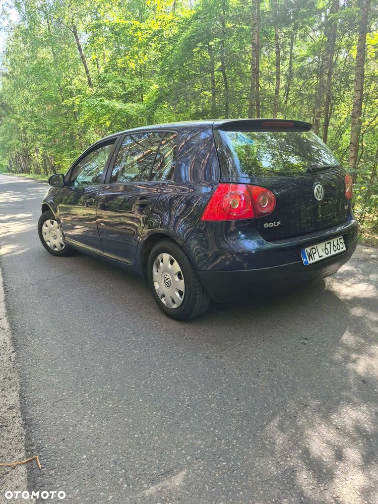 Volkswagen Golf - 1