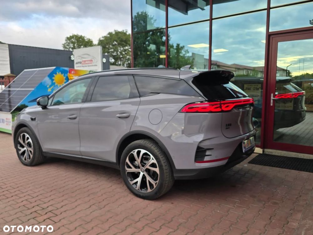 BYD Tang 2025 photo 4