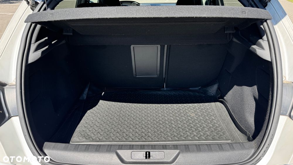 Peugeot 308 BlueHDi FAP 150 EAT6 Stop&Start GT-Line Edition - 21