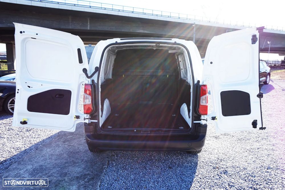 Opel Combo CDTI 102 Enjoy IVA dedutível - 15