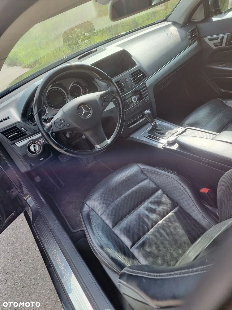 Mercedes-Benz Klasa E 500 - 11
