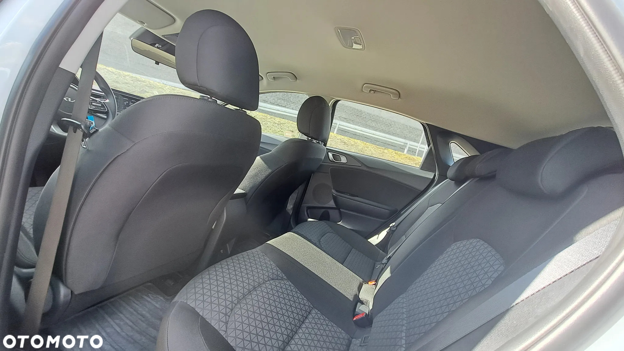 Kia Ceed 1.5 T-GDI S - 37