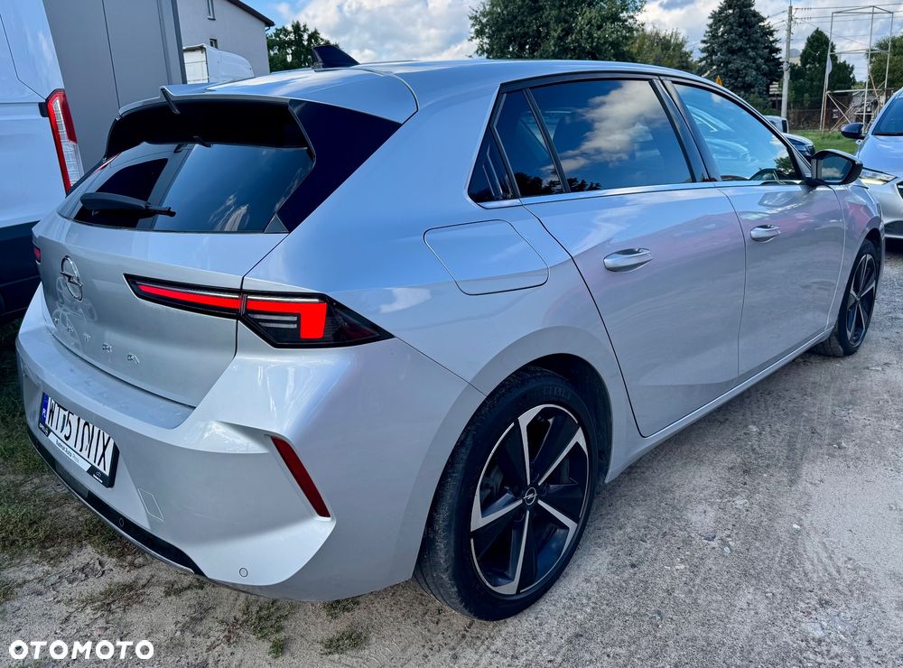 Opel Astra 1.2 T Elegance S&S - 2