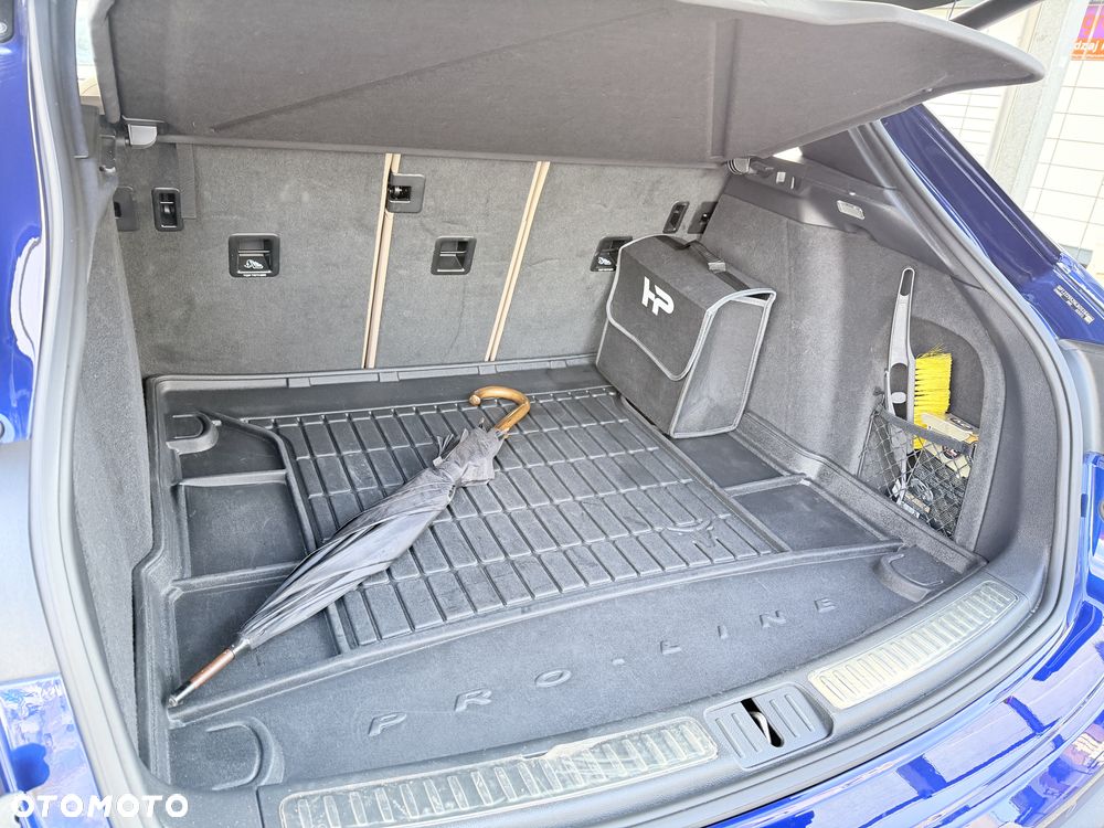 Porsche Macan - 17