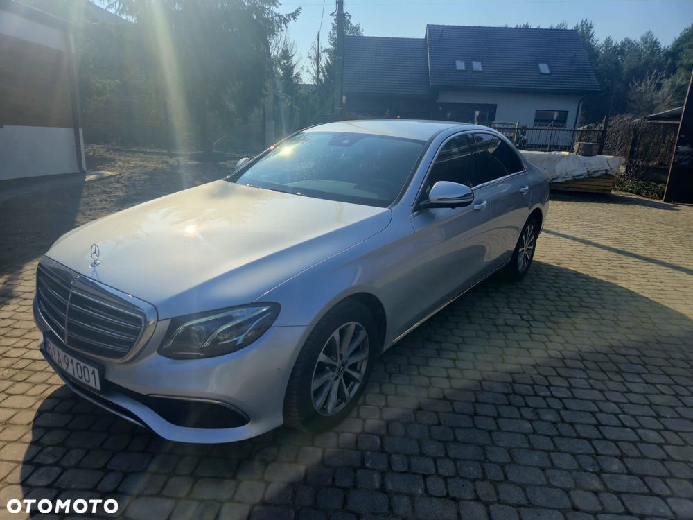 Mercedes-Benz Klasa E 220 d 4-Matic 9G-TRONIC - 5