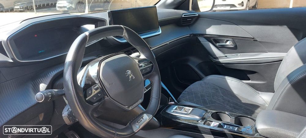 Peugeot e-208 50 kWh GT Line - 5