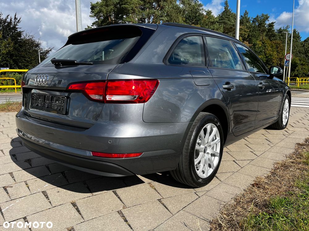 Audi A4 Avant 2.0 TDI Sport S tronic - 16