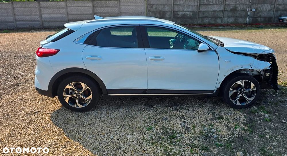 Kia XCeed 1.0 T-GDI L Business Line - 10