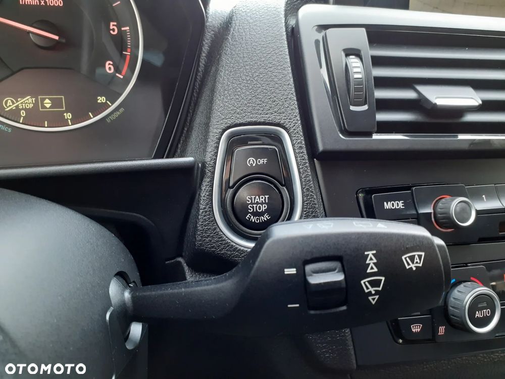 BMW Seria 1 116d Sport Line - 20