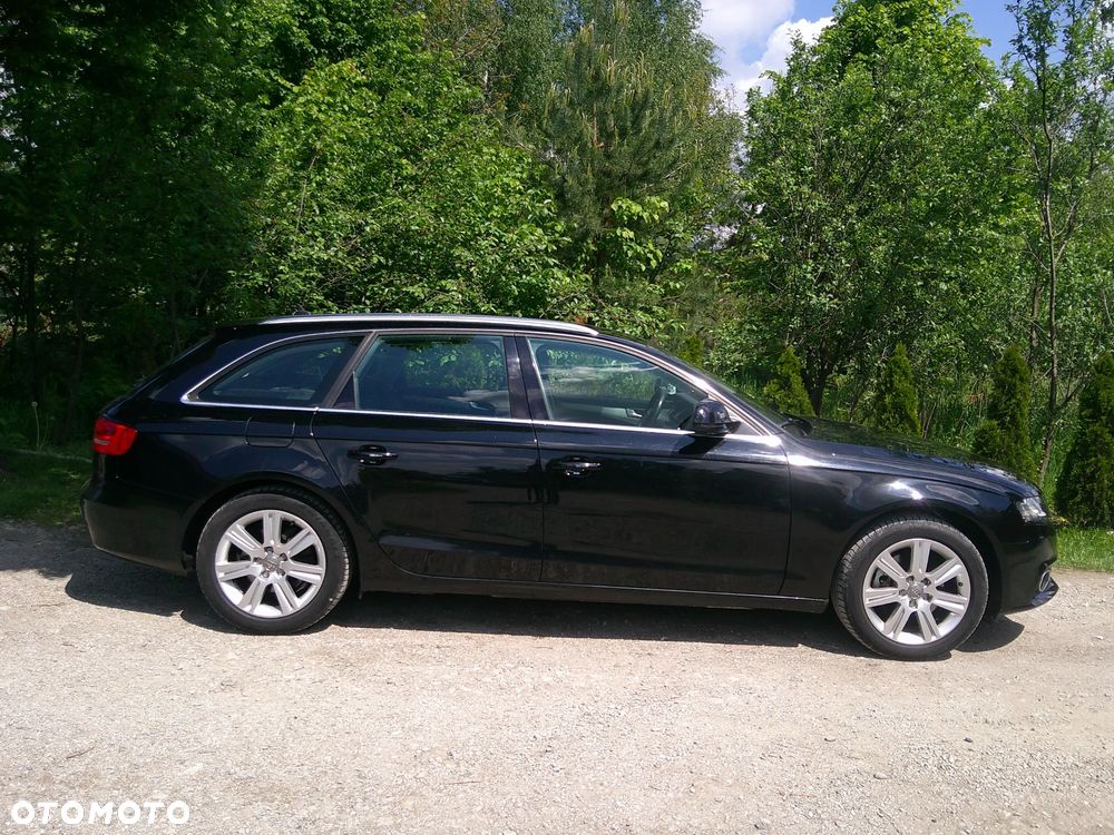 Audi A4 Avant 2.0 TDI - 11