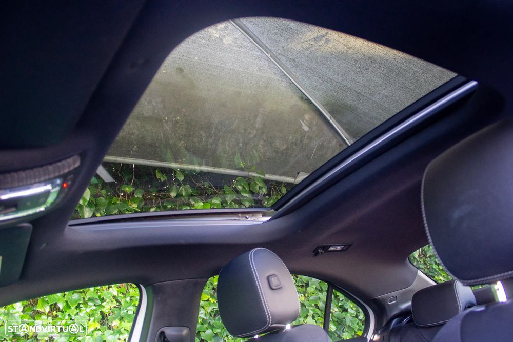 Mercedes-Benz A 250 Limousine e AMG Line - 15