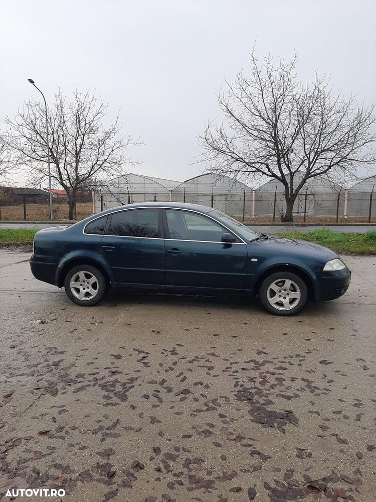 Volkswagen Passat 1.9TDI Basis - 1